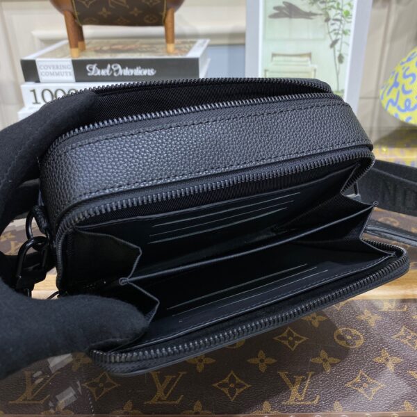 Replica Louis Vuitton ALPHA WEARABLE LV WALLET M59161 12