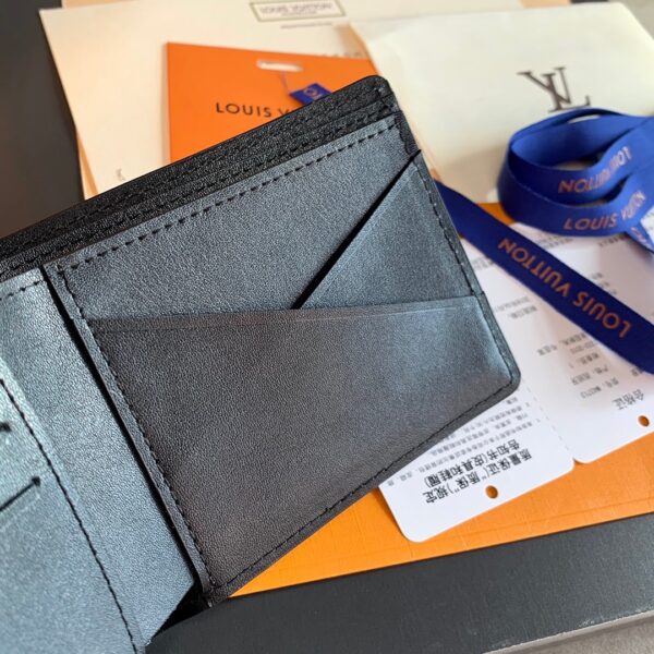 Replica Louis Vuitton MULTIPLE LV Wallet M69829 7