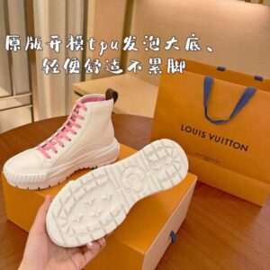 Replica LV Squad Sneaker Boot Louis Vuitton 1A940C 2