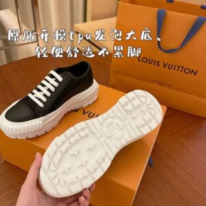 Replica LV Squad Sneaker Louis Vuitton 1A9419 2