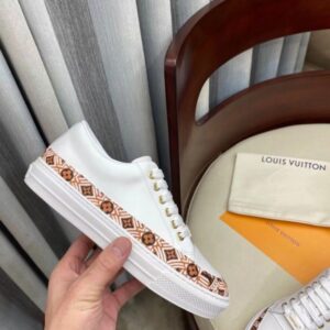 Replica Louis Vuitton White LV Crafty Stellar Sneakers 2