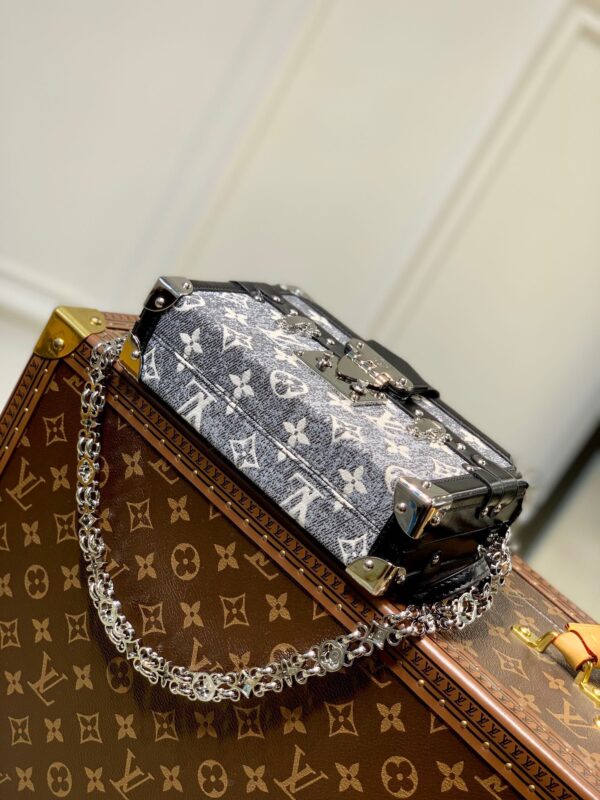 Replica Louis Vuitton Petite Malle LV M21462 8