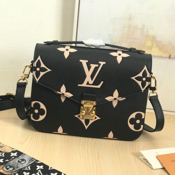 Replica Louis Vuitton Pochette Metis LV M45773