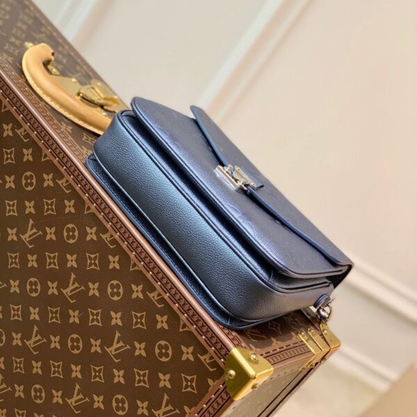 Replica Louis Vuitton Pochette Metis LV M59211 5