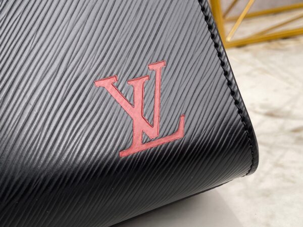 Replica Louis Vuitton Sac plat PM LV Black Bag M58658 10