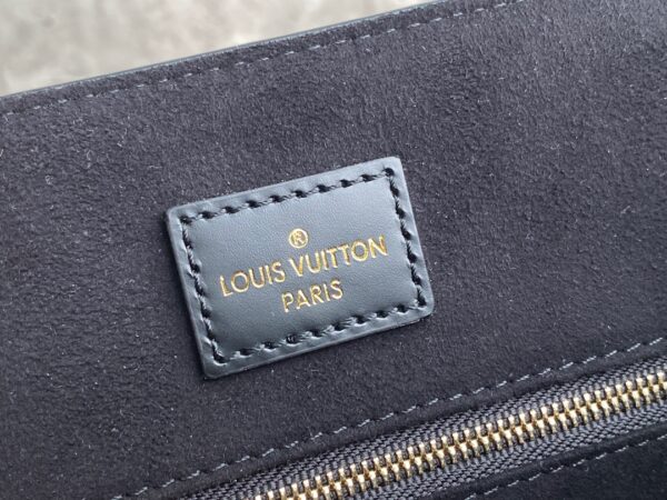 Replica Louis Vuitton Sac plat PM LV Black Bag M58658 12