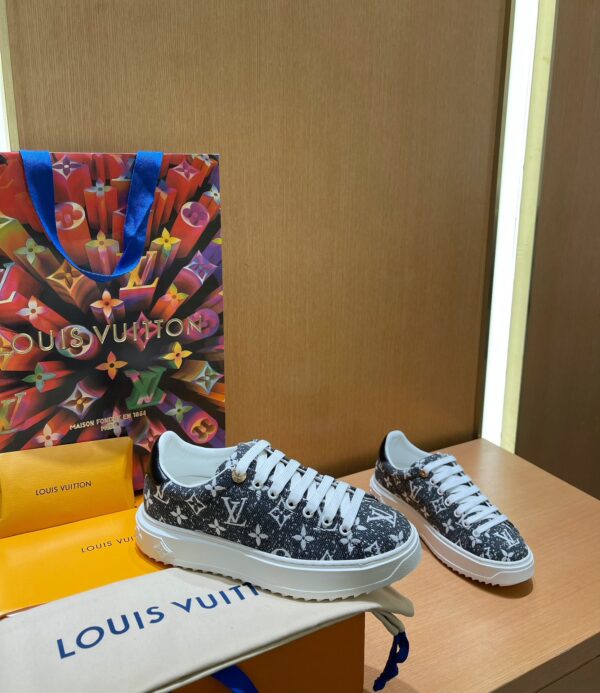 Replica Louis Vuitton gray Monogram denim Time Out Sneaker 1AAW2S 4