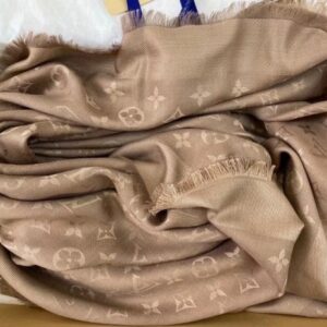 Replica Louis Vuitton Cappuccino Monogram Shawl M75872 2