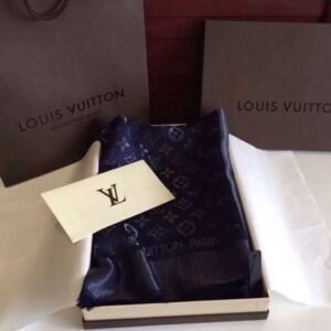 Replica Louis Vuitton Monogram Shawl M72412 2