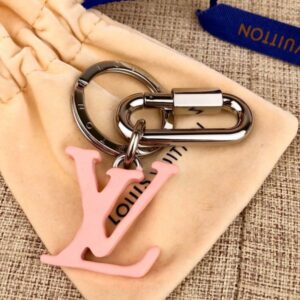 Replica Louis Vuitton MP2615 LV Shape Bag Charm and Key Holder 2