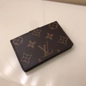 Replica Louis Vuitton Card Holder Monogram Canvas M69762 2