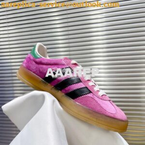 Replica adidas x Gucci Men Female Gazelle sneaker 707847 2