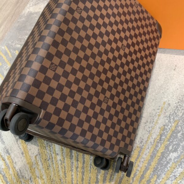 Replica Louis Vuitton Horizon 55 Rolling Luggage DAMIER EBENE N23304 11