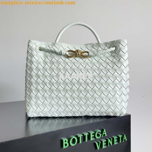 Replica Bottega Veneta BV 743572 Medium Andiamo Glacier blue