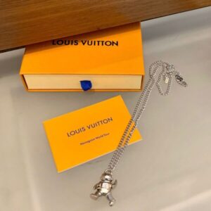 Replica LV Galaxy Astronaut Necklace Louis Vuitton MP2222