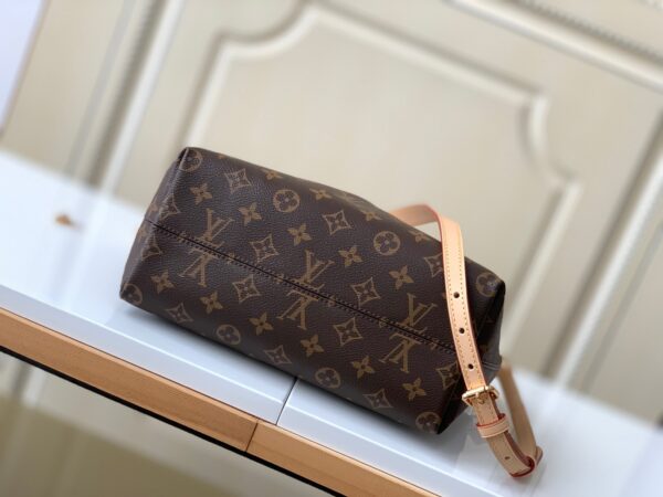 Replica Louis Vuitton LV BOÉTIE PM Bag M45986 6