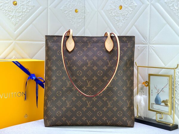 Replica Louis Vuitton LV CARRY IT M45199 4