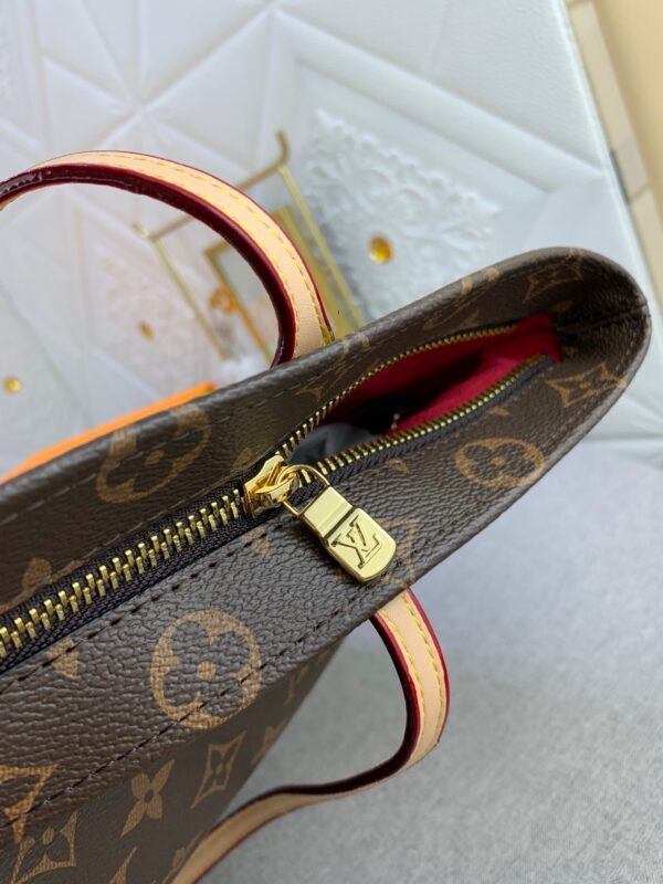 Replica Louis Vuitton LV CARRY IT M45199 10