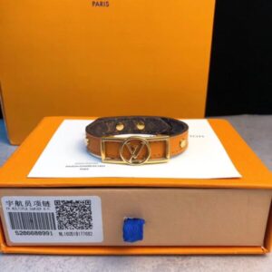 Replica Louis Vuitton Dauphine Bracelet LV M6560E