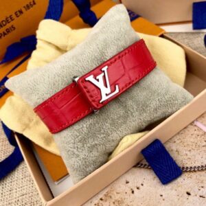 Replica Louis Vuitton M6270D LV Slim Leather Bracelet 2