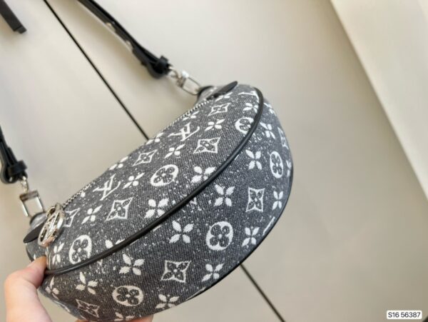 Replica Louis Vuitton LOOP Bag Monogram Jacquard Denim M21752 6