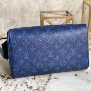 Replica Louis Vuitton Dopp Kit Toilet Pouch Monogram Canvas M30849 2