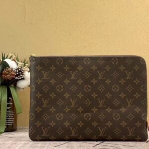 Replica Louis Vuitton Etui Voyage MM Monogram Canvas M44499 2