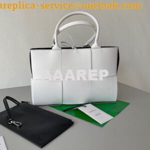 Replica Bottega Veneta BV Arco Tote Small / Medium Intrecciato Lambski