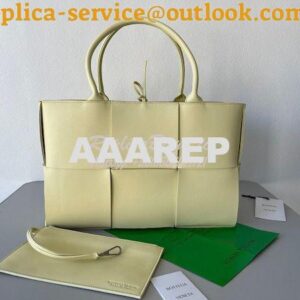 Replica Bottega Veneta BV Arco Tote Small / Medium Intrecciato Lambski