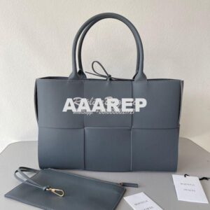 Replica Bottega Veneta BV Arco Tote Small / Medium Intrecciato Lambski