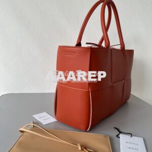 Replica Bottega Veneta BV Arco Tote Small / Medium Intrecciato Lambski 2