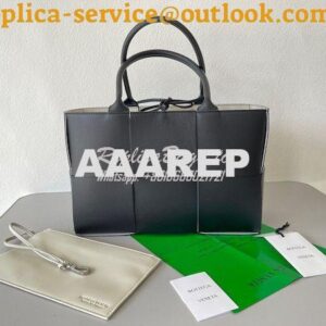 Replica Bottega Veneta BV Arco Tote Small / Medium Intrecciato Lambski