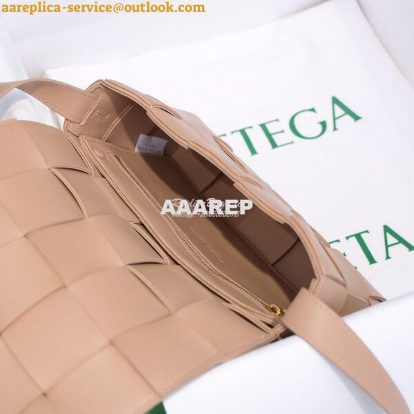 Replica Bottega Veneta BV Cassette Bag in Maxi Intreccio Bag 578004 Al 6