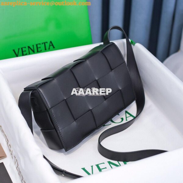 Replica Bottega Veneta BV Cassette Bag in Maxi Intreccio Bag 578004 Bl 2