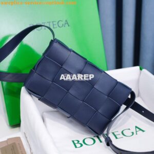 Replica Bottega Veneta BV Cassette Bag in Maxi Intreccio Bag 578004 De 2