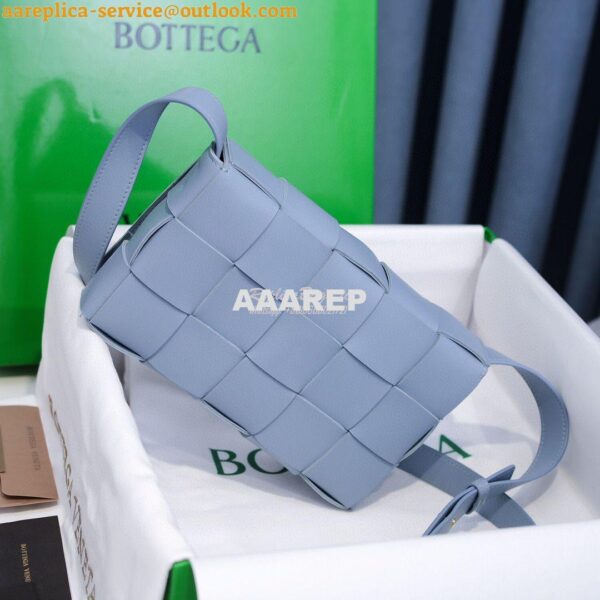 Replica Bottega Veneta BV Cassette Bag in Maxi Intreccio Bag 578004 Ic 5