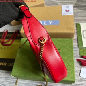 Replica Gucci 699514 GG Marmont half-moon-shaped mini bag Red 2