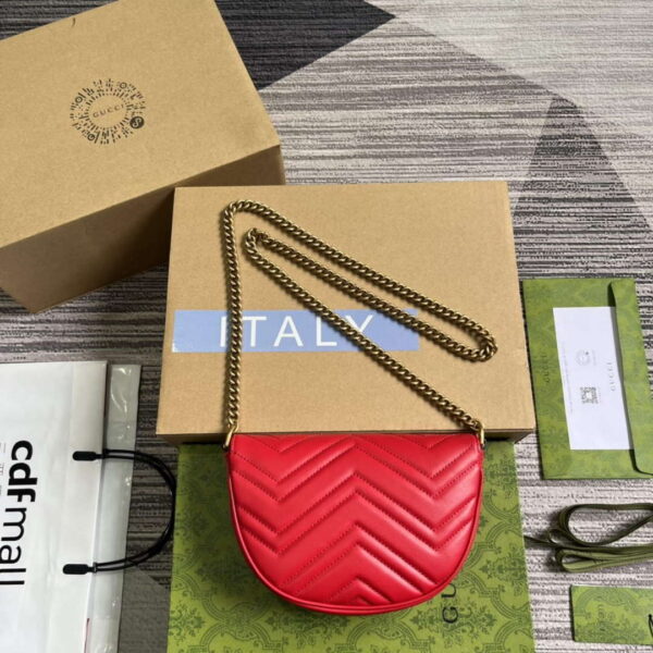 Replica Gucci 746431 GG Marmont Matelassé Chain Mini Bag Red 3