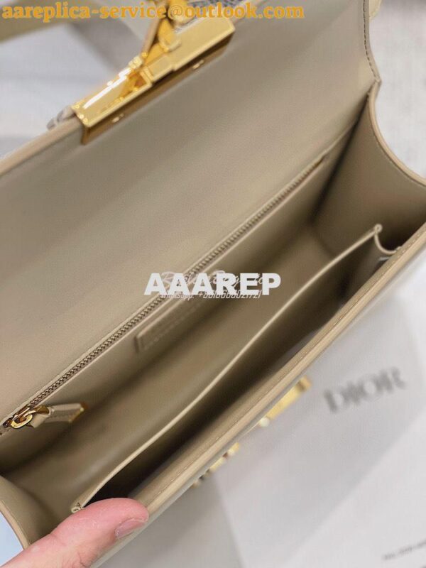 Replica Dior 30 Montaigne Bag with Tonal Enamel CD M9203U Beige 11