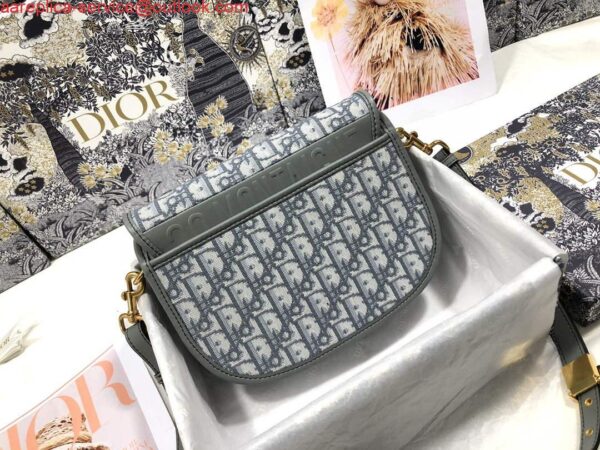 Replica Dior M9317 Dior Bobby Medium Crossbody Bag Oblique Jacquard Light Green
