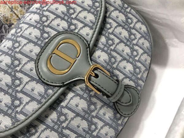 Replica Dior M9317 Dior Bobby Medium Crossbody Bag Oblique Jacquard Light Green 5