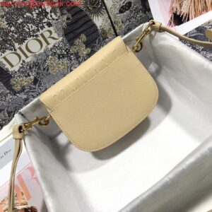 Replica Dior M9319 Medium dior Bobby bag Apricot box Calfskin