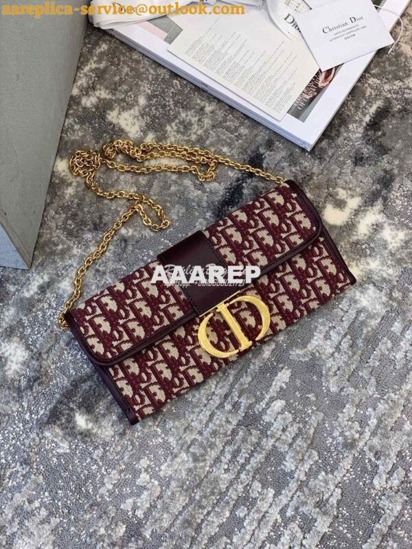 Replica Dior 30 Montaigne Oblique Jacquard Canvas Clutch Chain Bag M92 3