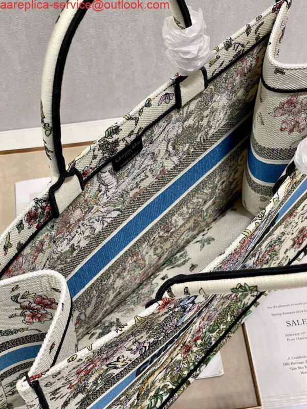 Replica Dior M1286 Large Book Tote Latte D-Constellation Embroidery 9