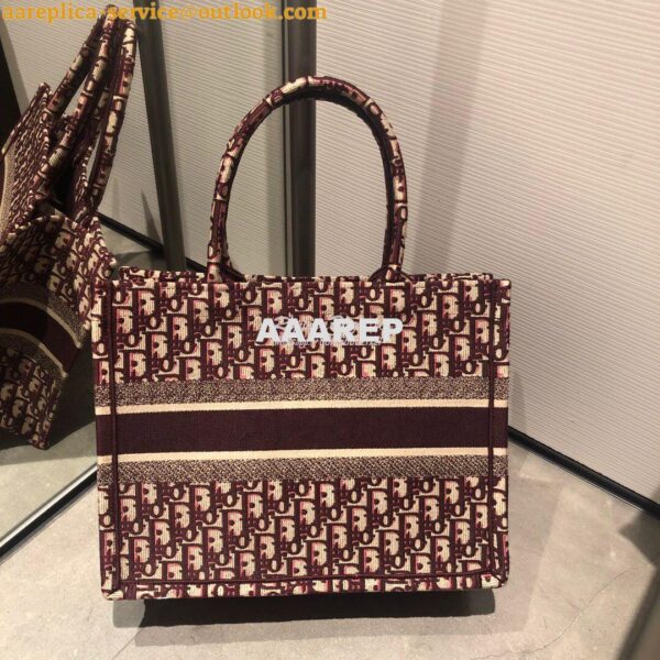 Replica Dior Book Tote bag in burgundy Oblique Embroidered Canvas 11