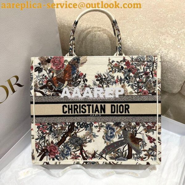 Replica Dior Book Tote bag in Ecru Multicolor Dior Jardin d'Hiver Embr