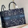 Replica Dior M1286 Large Book Tote Black Toile de Jouy Zodiac latte embroidery