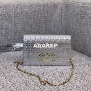 Replica Dior 30 Montaigne 2-in-1 Pouch in Metallic Silver Microcannage