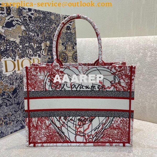 Replica Dior Book Tote bag in Red and White D-Royaume d'Amour Embroide 15