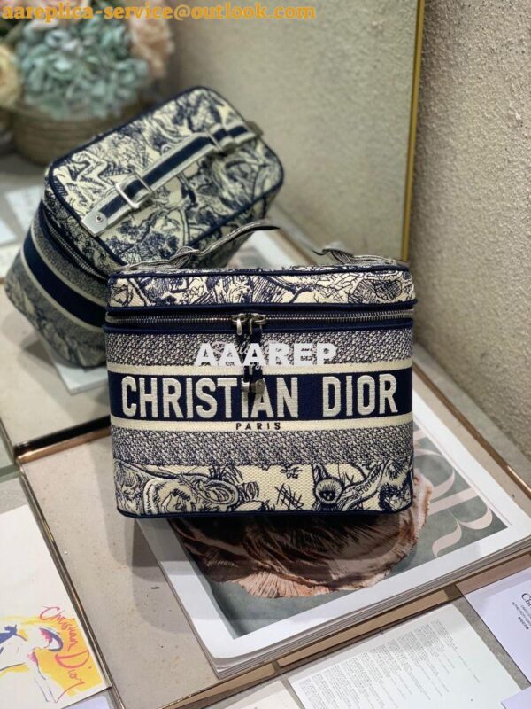 Replica Dior DiorTravel Vanity Case Bag S5480 Blue Toile de Jouy Embro